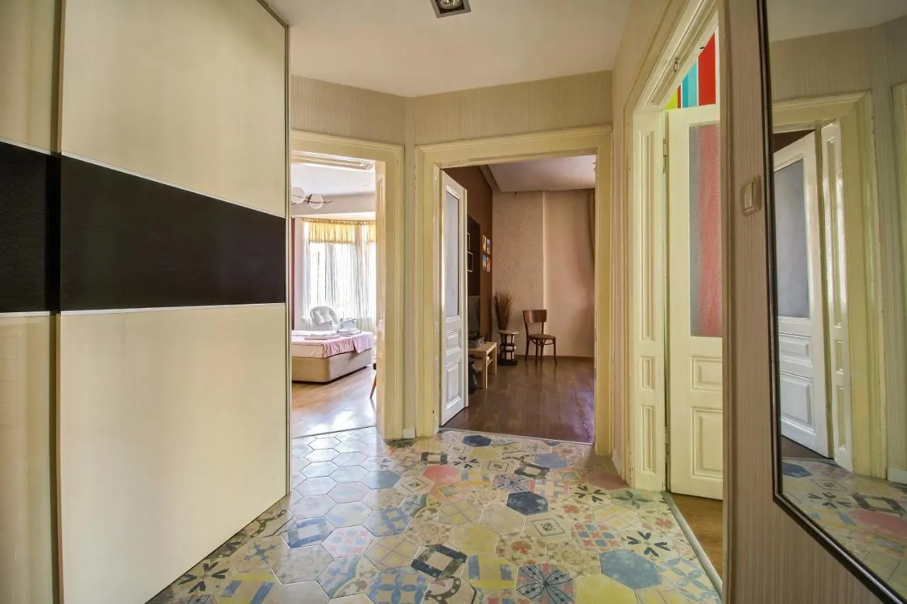 Apartment 65 - Airy Aprt At Top Center Sofia