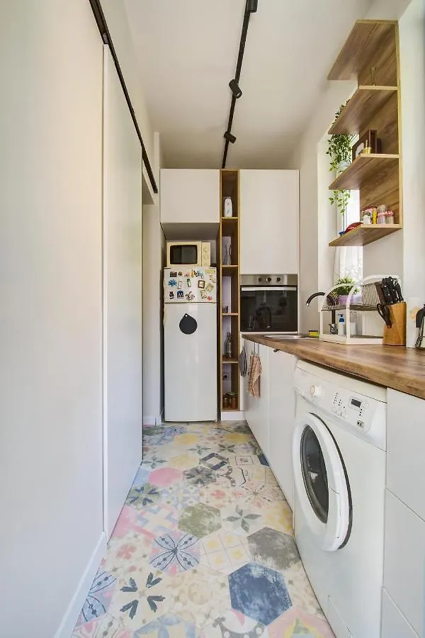 Apartment 65 - Airy Aprt At Top Center 소피아