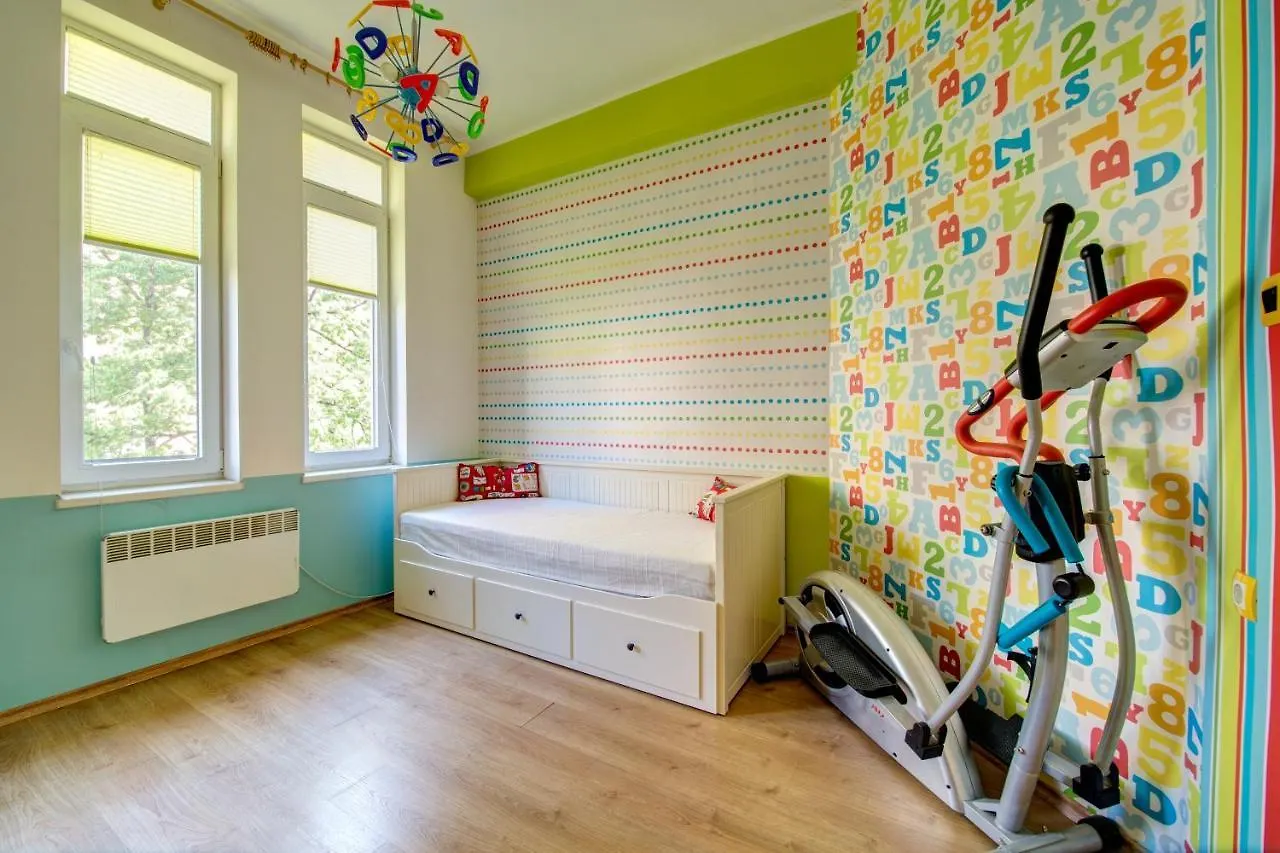 Apartment 65 - Airy Aprt At Top Center 소피아